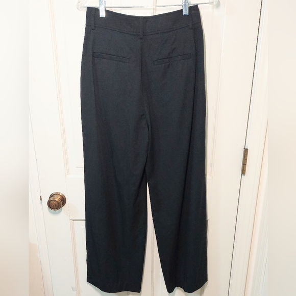 Everlane Black Pleated High-rise Wide-Leg Pants, Size 2S - Picture 3 of 9